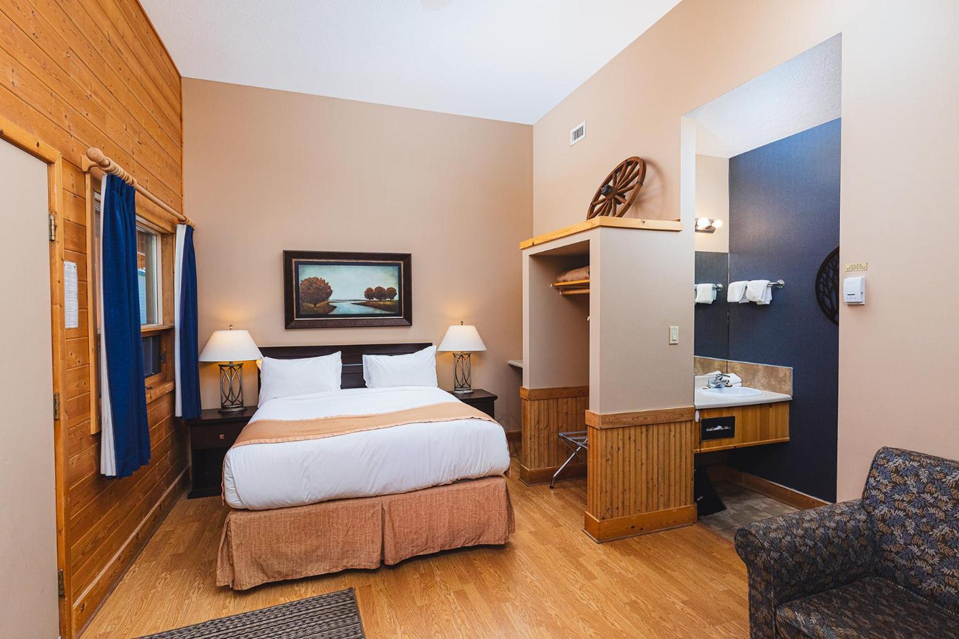 Overlander Mountain Lodge Jasper Ngoại thất bức ảnh