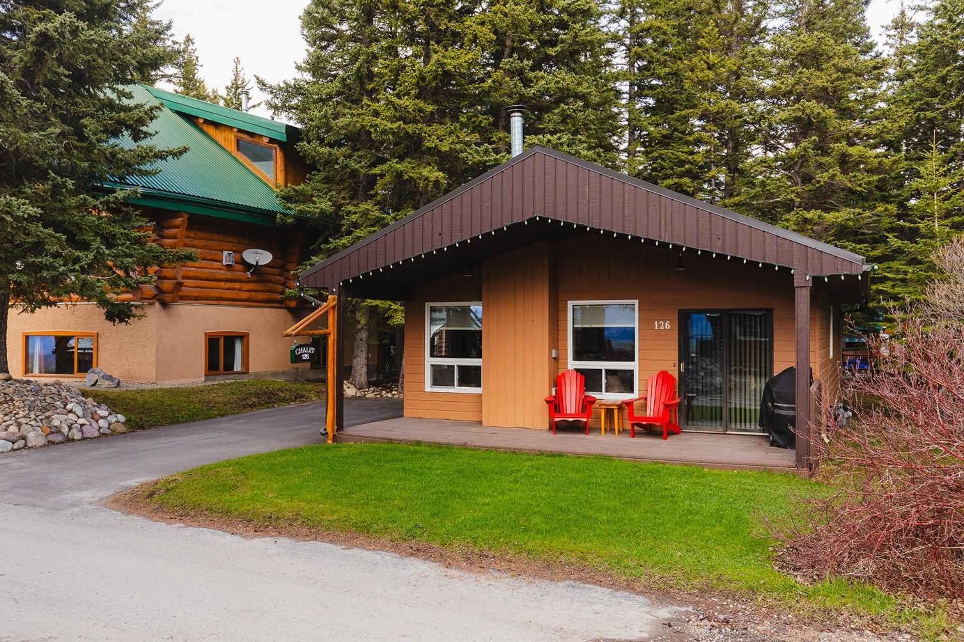 Overlander Mountain Lodge Jasper Ngoại thất bức ảnh