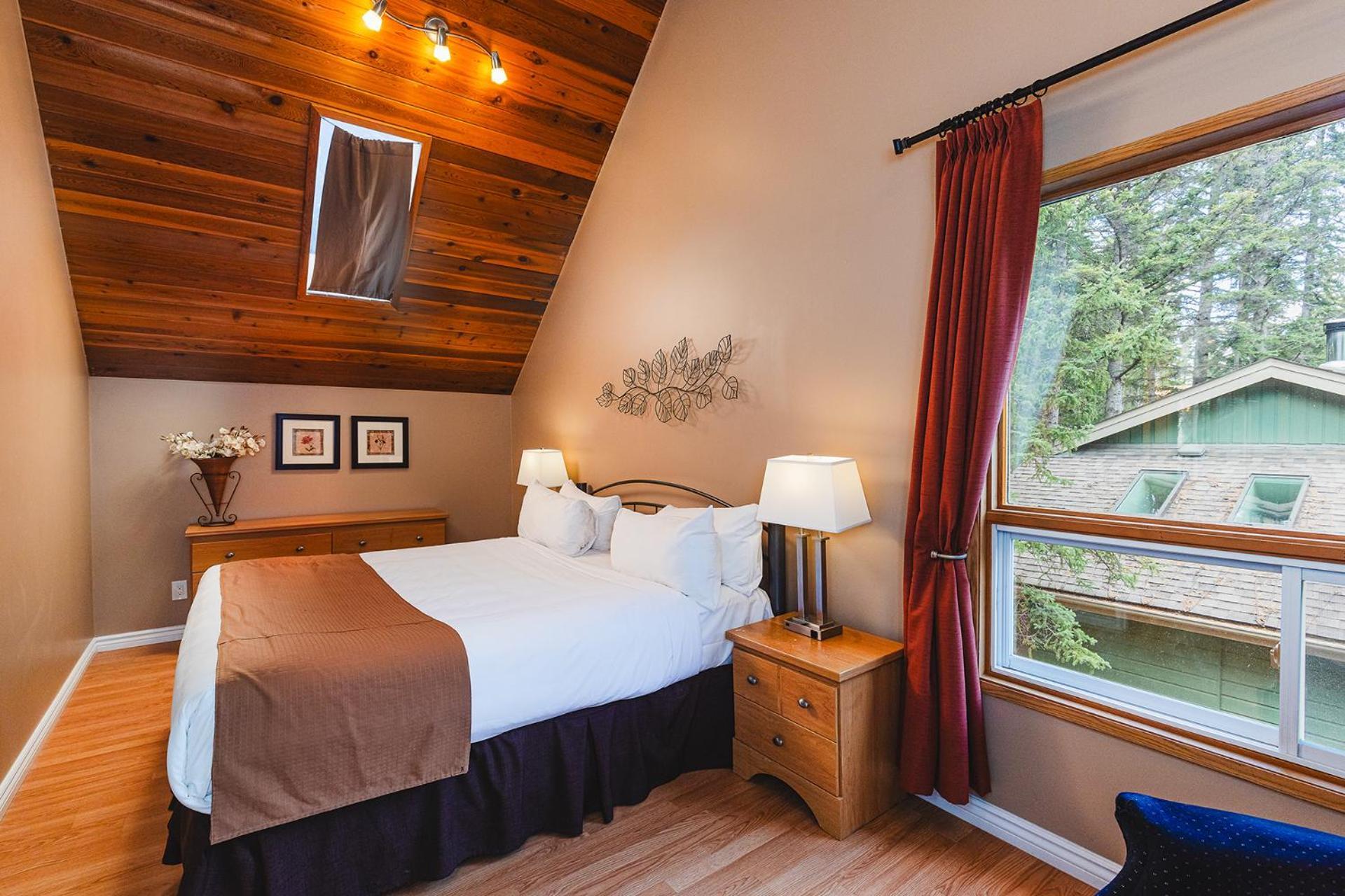 Overlander Mountain Lodge Jasper Ngoại thất bức ảnh