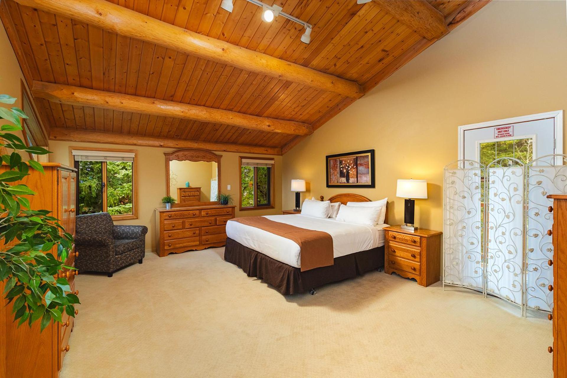 Overlander Mountain Lodge Jasper Ngoại thất bức ảnh